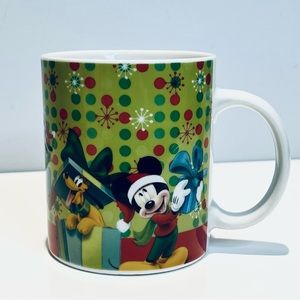 Disney Enesco Christmas Mug Mickey Mouse Pluto Donald Duck